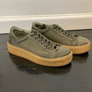 Steve Madden Sneakers